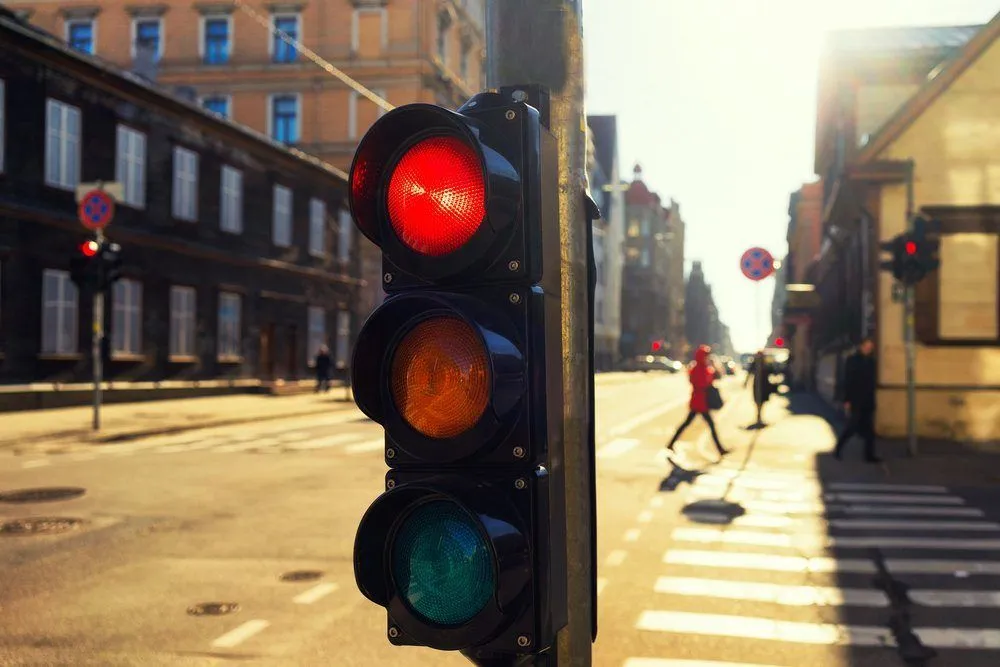 What Are Traffic Lights? When And By Whom Were They Invented?