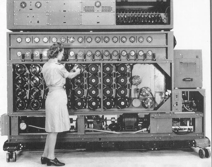 bombe machine