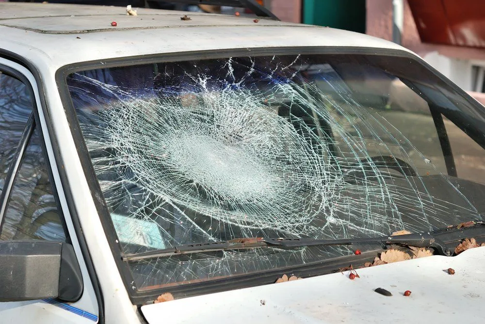 Tempered Glass: Why Does It Break In Such Small Pieces?