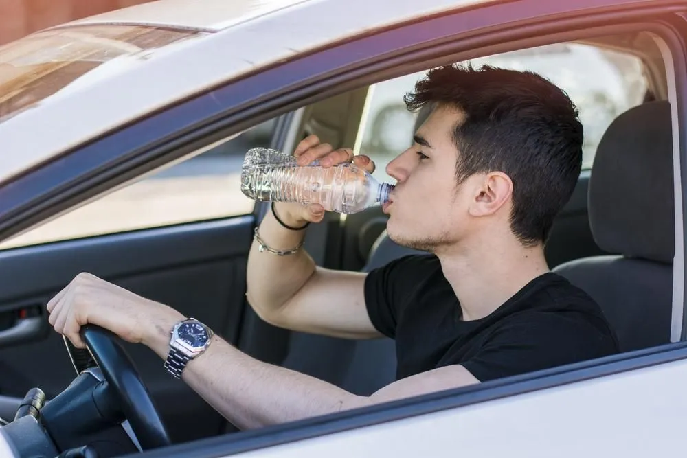Why Does Traveling Make You Dehydrated?