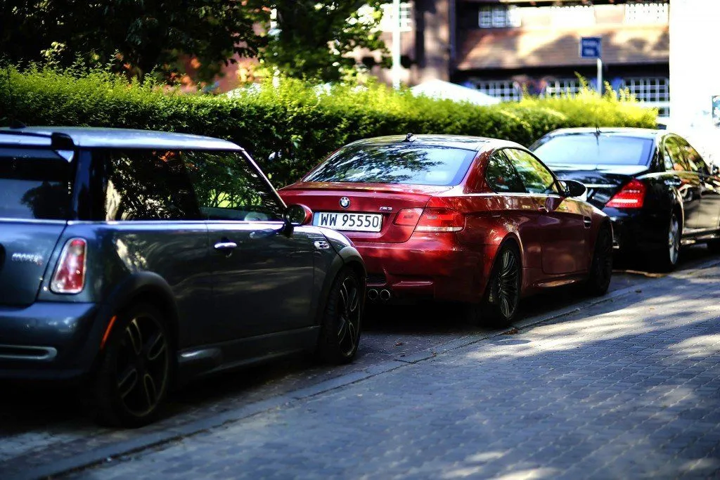 Reverse Parking Science: Why It Is Difficult To Parallel Park Car Forward?