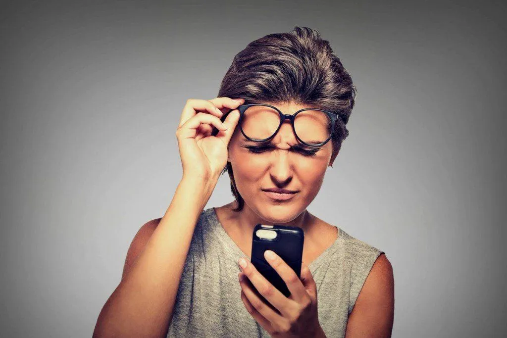 Why Squinting Helps Us See Better?