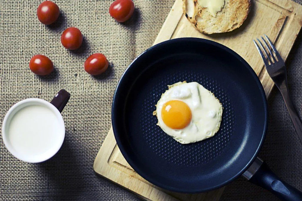 What Makes Teflon Cookware Non-Stick?