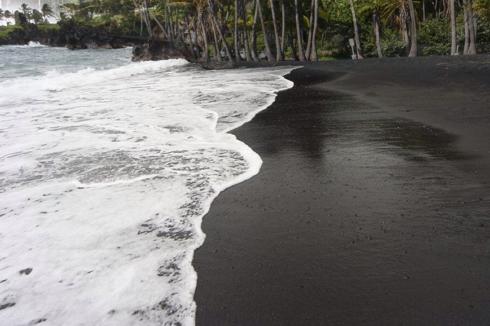 Punaluu Black Sand Beach