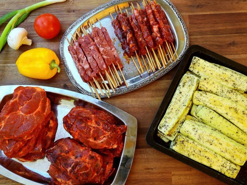 Why Are Some Meats Eaten Raw And Some Are Not?