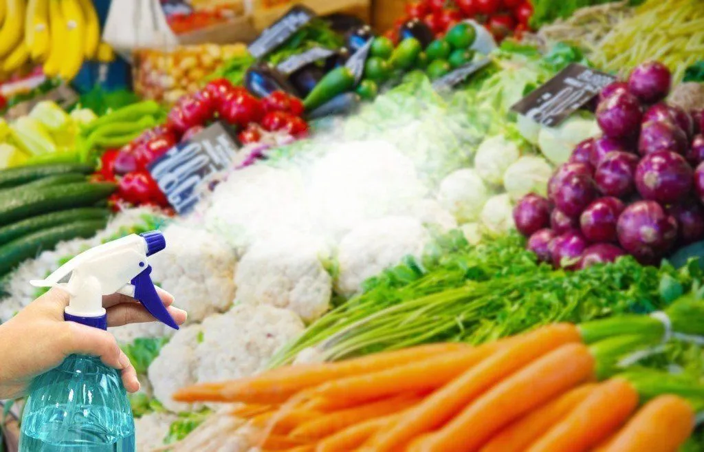 Why Do Vendors At Grocery Stores Spray Water On Fruits And Vegetables?