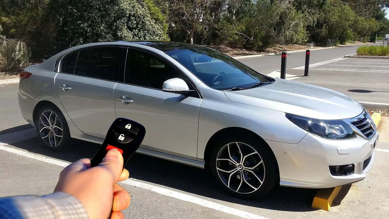 Remote Car Starter: How Does Keyless Entry Work?