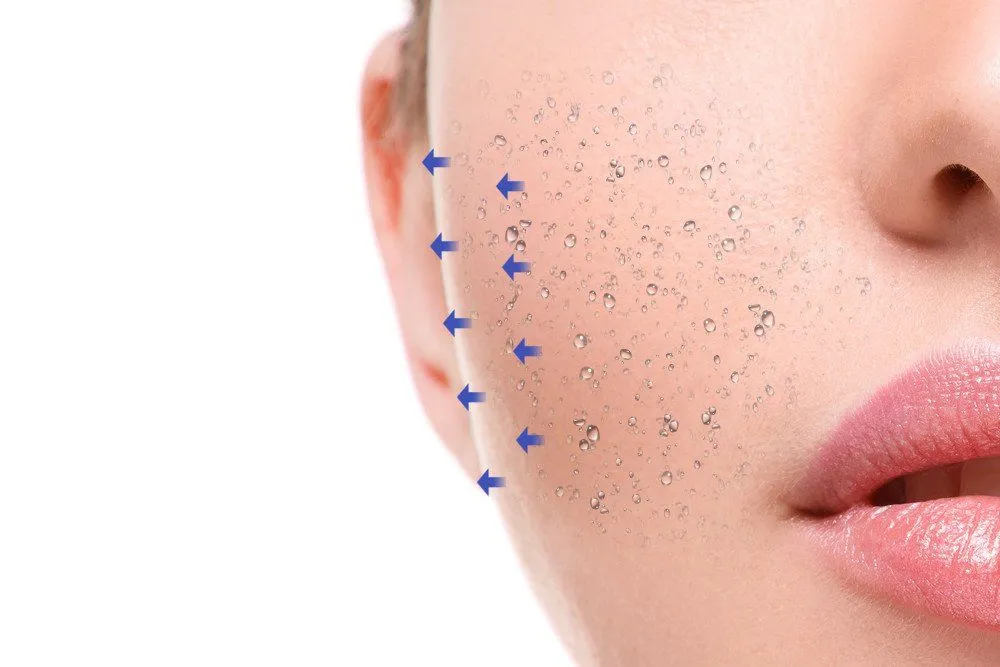 Water molecule on girl face