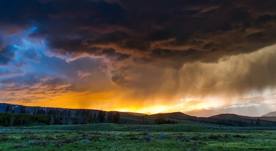 Why Do Thunderstorms Occur Later In The Day?