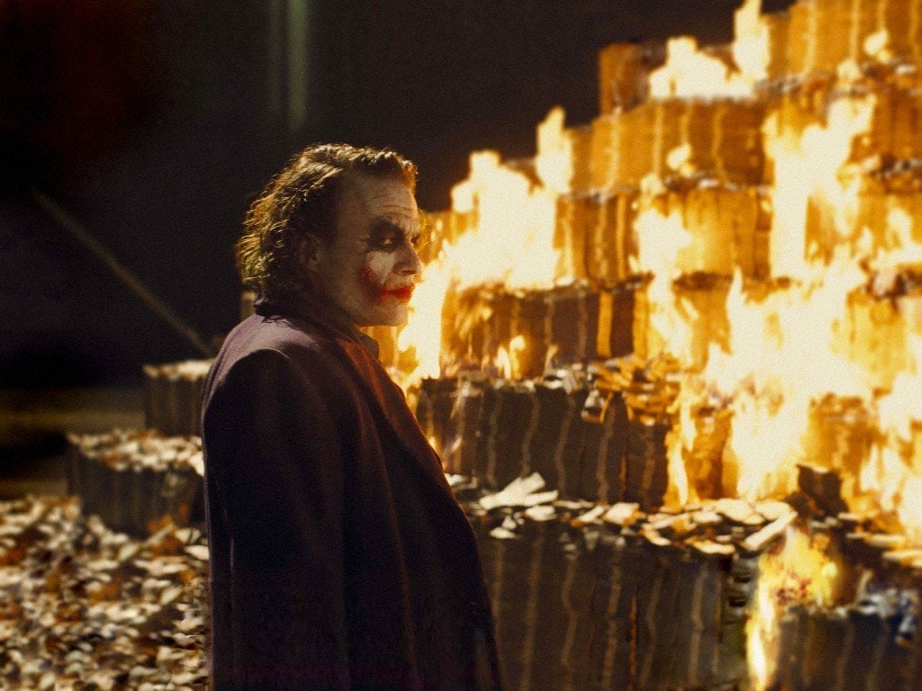 Joker burning money