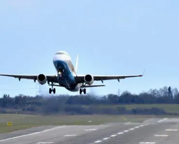 Airplane take off wallpaper