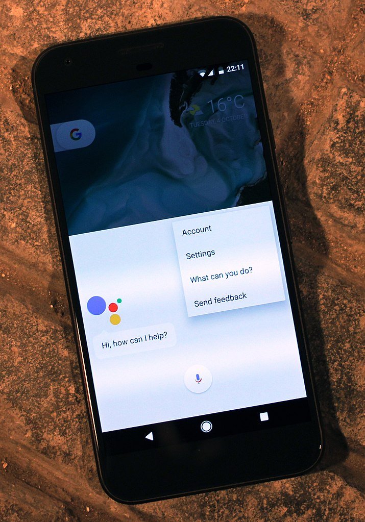 Android_Assistant_on_the_Google_Pixel_XL_smartphone