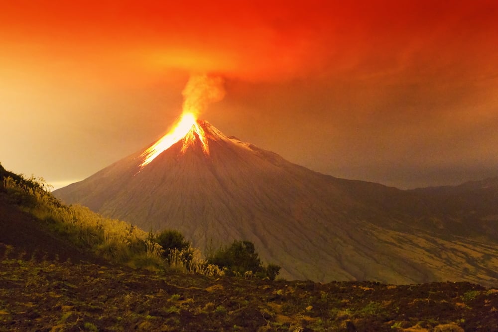 Long Exposure Of Tungurahua Volcano Exploding In The Night Of 29 11 2011(Ammit Jack)s