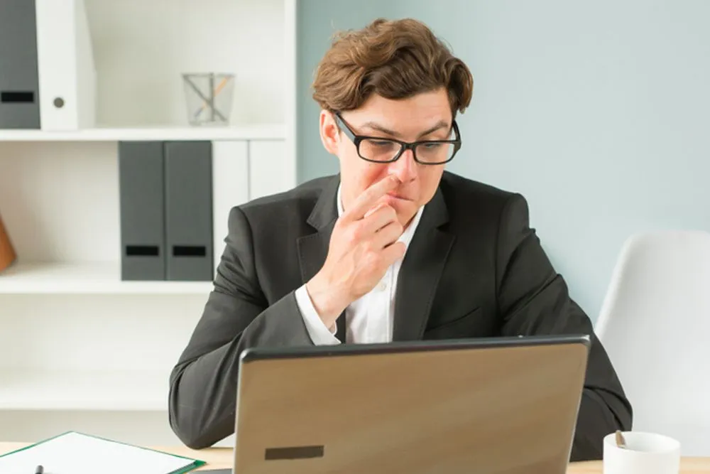 Is It Possible To Stop A Sneeze Just By Placing Your Hands Under Nose?