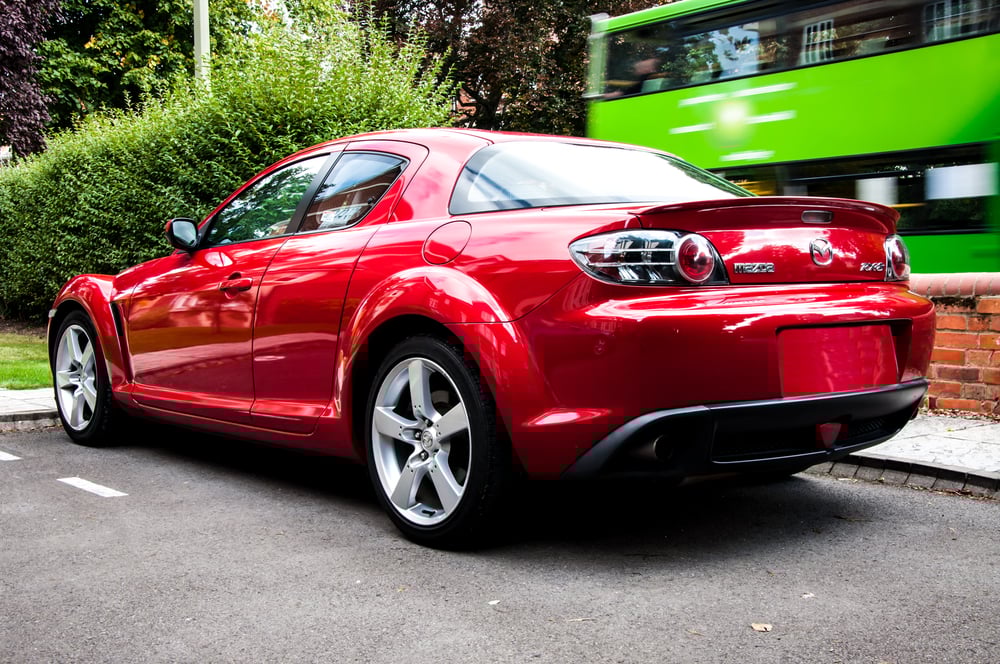 The Mazda RX-8 uses a Wankel (Rotary) Engine(joeborg)s