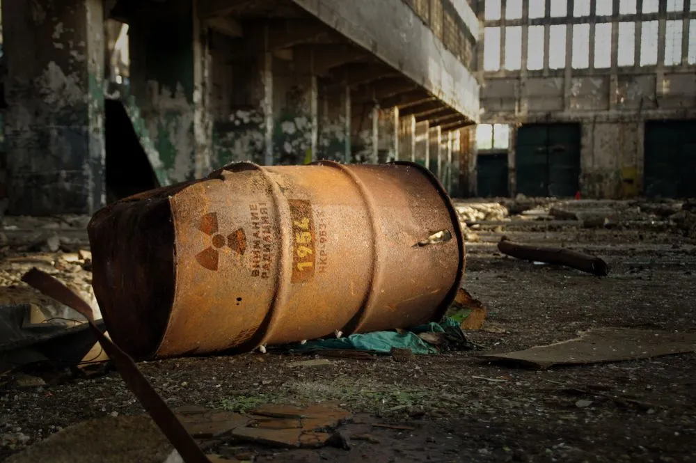 What Makes It So Difficult To Reuse Radioactive Nuclear Waste?