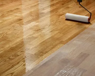 Lacquering wood floors(photographerstudio)s