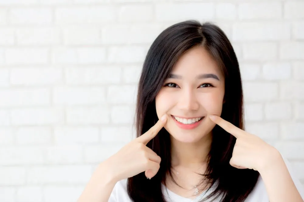 Smile And Trust: Does Smiling Make You Seem More Trustworthy?