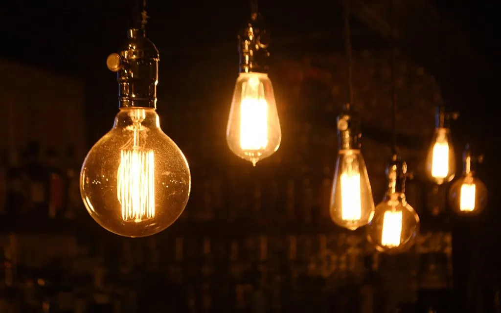 Science Of Light Bulbs: How Do Light Bulbs Work?