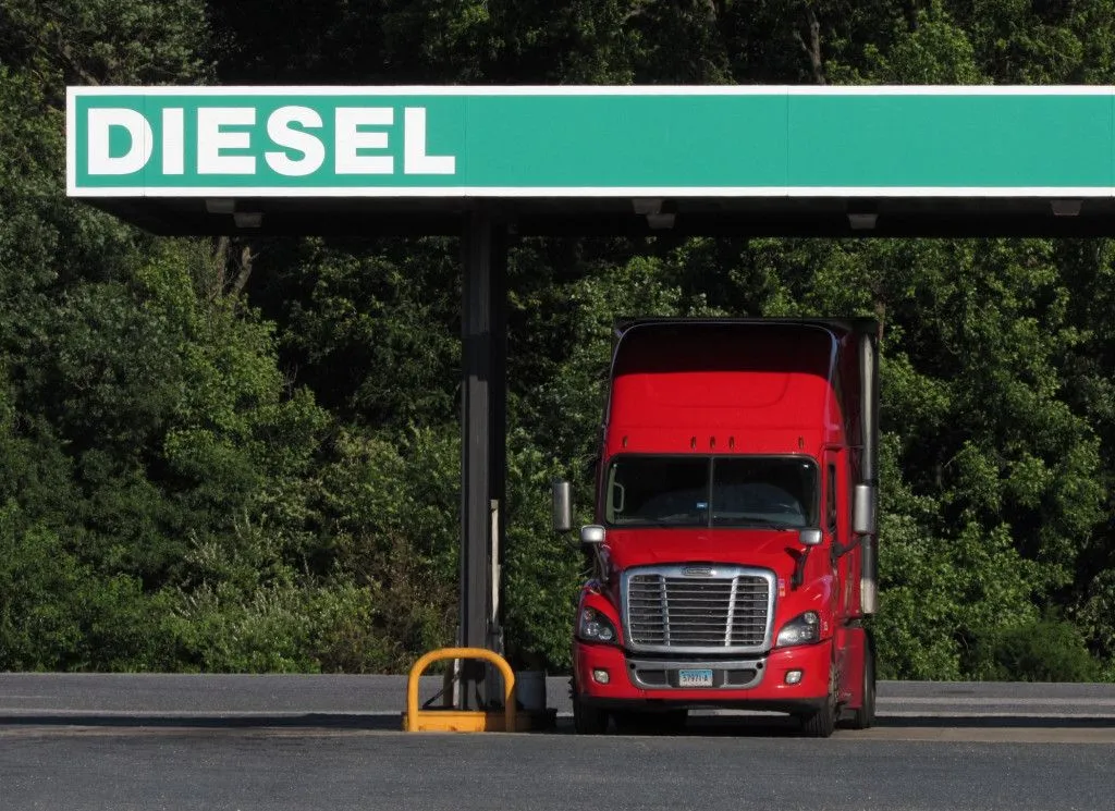 Why Diesel Is Generally Not Used As A Fuel In Small Cars?