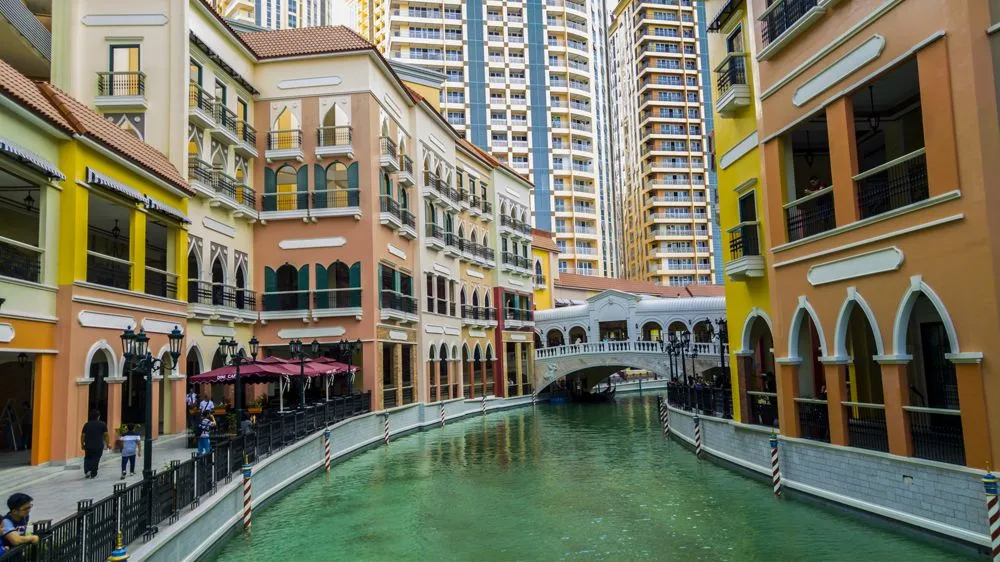 Canal Locks: Purpose, Construction, Working, Examples, And Advantages