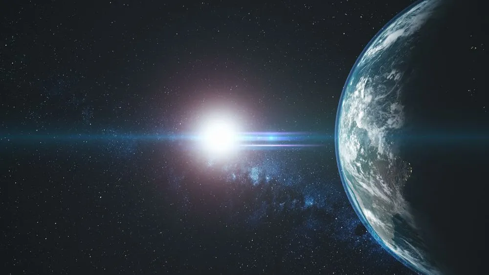 Which Has A Higher Gravitational Pull, A Stationary Or A Rotating Object? Why?