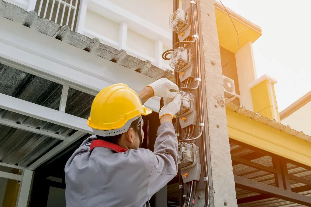 How Exactly Does Electricity Kill?