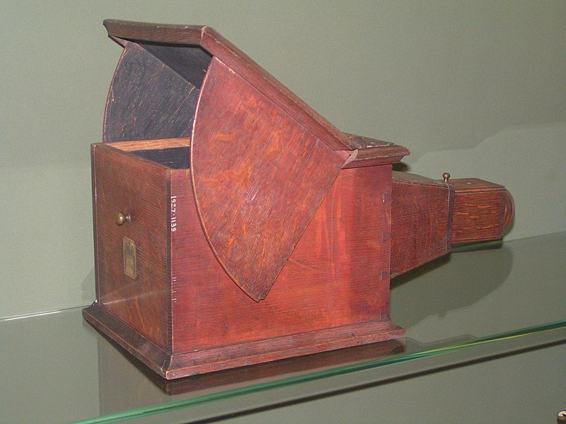 MINOLTA DIGITAL CAMERA