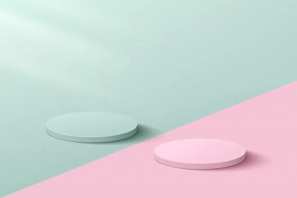 Can A Single Object Appear In Two Different Colors?