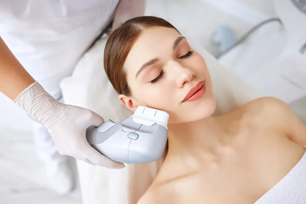 From,Above,Of,Relaxed,Young,Female,Client,Getting,Smas,Ultrasound