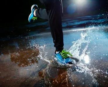 Is It Actually Possible To Run On A Pool Of Liquid?