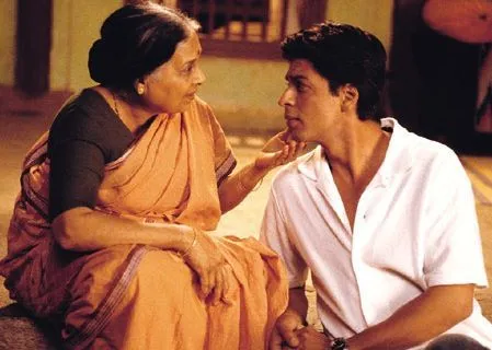 Swades scene between Kishori Ballal and Shahrukh Khan