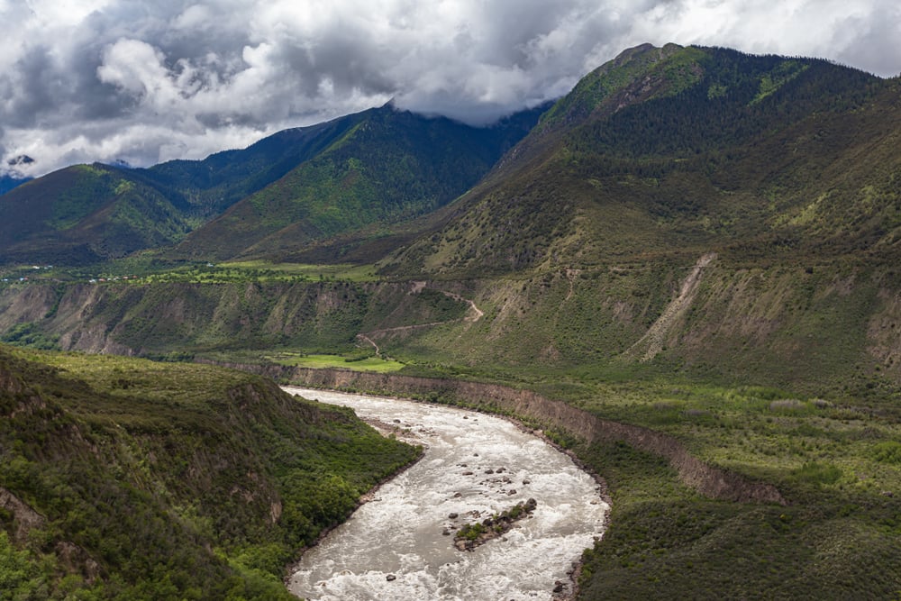 Panorama,View,Of,Yarlung,Tsangpo,(yarlung,Zangbo),Grand,Canyon,,
