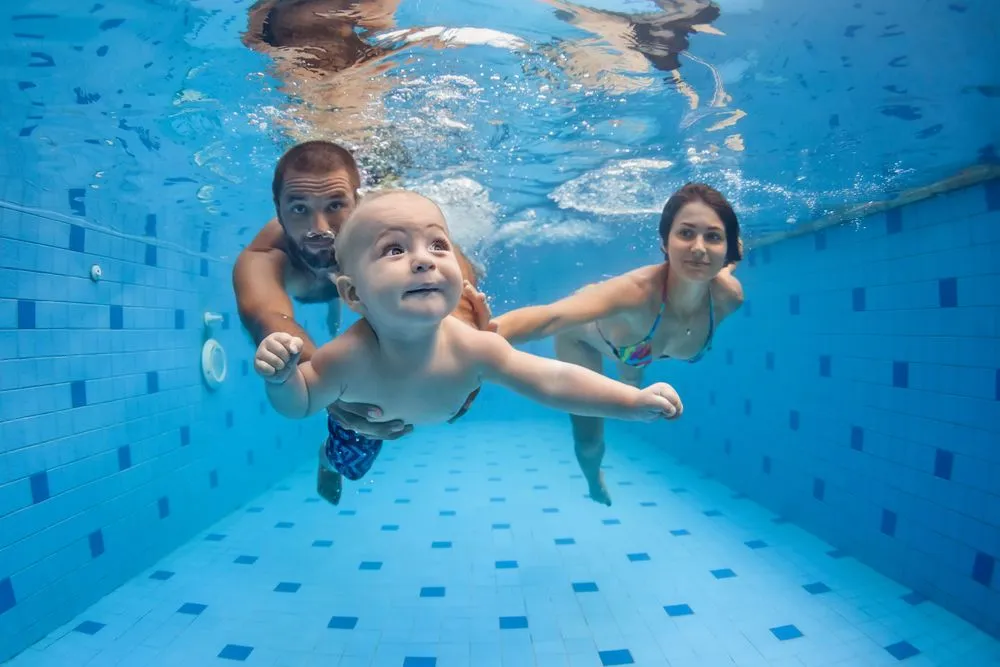 Can Newborn Babies Swim Better Than Adults?