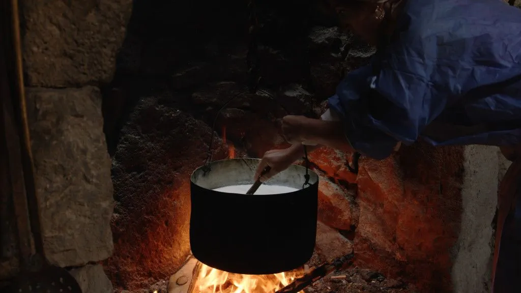 Stirring allows the vapor to escape, while also mixing the top layer with the rest, thus stopping milk from spilling over. (Credits: BlackBoxGuild/Envato Elements)