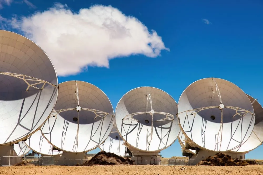 Radio telescope array at ALMA (Credits: Framalicious/Shutterstock)