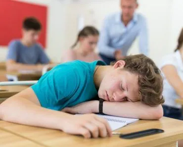 Why Do Teenagers Always Sleep Late?