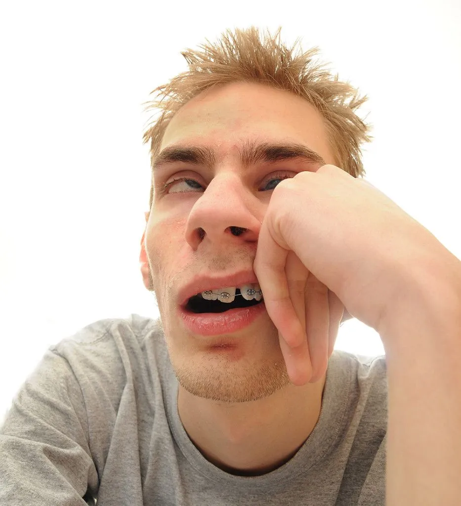 The sleep-wake cycle in teenagers is delayed and can cause sleep deprivation. (Credits: Vlue/Shutterstock)